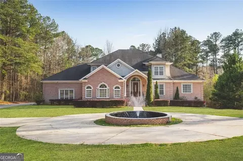 363 Kite Lake Rd, Fayetteville, GA 30214