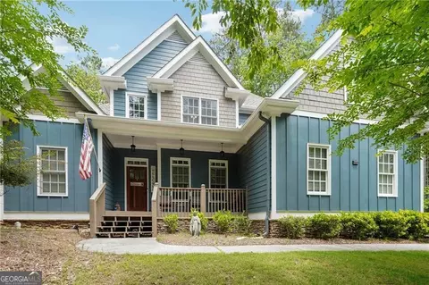 235 Red Cloud Dr, Waleska, GA 30183