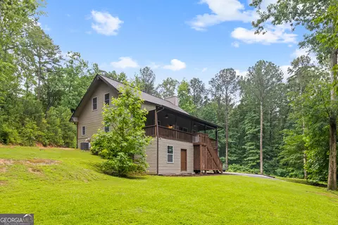 Exterior - 1406 Tipperary Ct, Monroe, GA 30656 photo 4 of 7