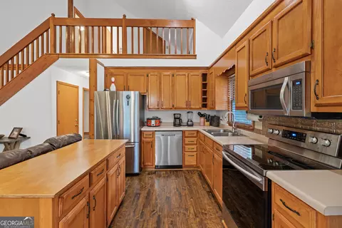 Kitchen - 1406 Tipperary Ct, Monroe, GA 30656 photo 1 of 2
