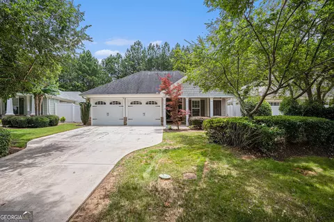 125 Cottage Club Dr, Locust Grove, GA 30248