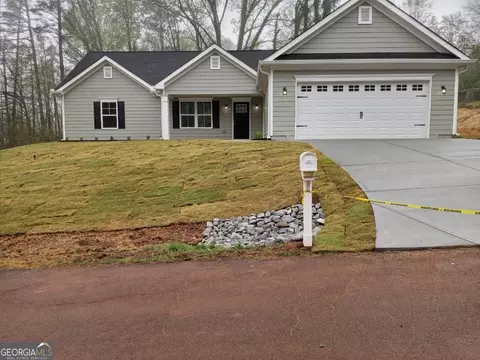 227 Hillandale St, Cornelia, GA 30531
