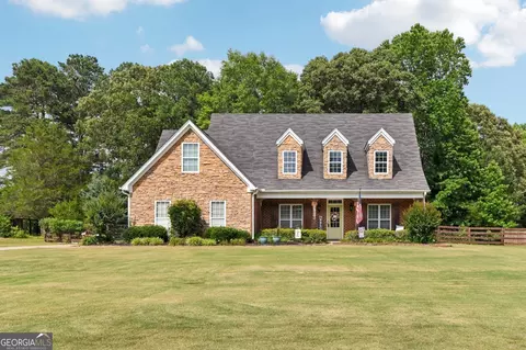 66 Mount Moriah Dr, Senoia, GA 30276