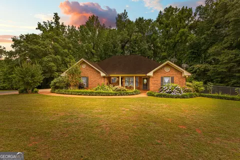 800 Lester Mill Rd, Locust Grove, GA 30248