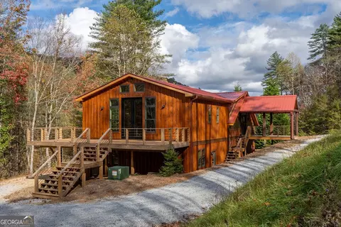 524 Flying Ranch Rd, Clayton, GA 30525
