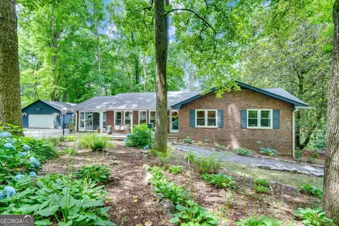 1143 Sanden Ferry Dr, Decatur, GA 30033