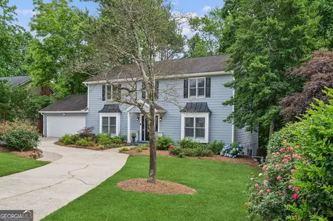 4080 Summit Dr, Marietta, GA 30068