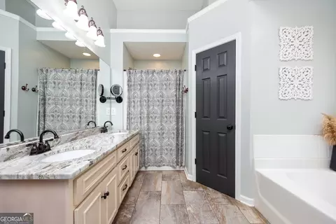 56 Eagles Pointe Loop, Midland, GA 31820 photo 9
