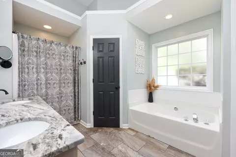 56 Eagles Pointe Loop, Midland, GA 31820 photo 8