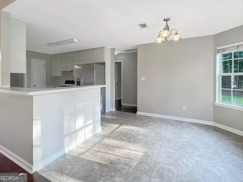 172 River View Ct, Hampton, GA 30228 photo 6