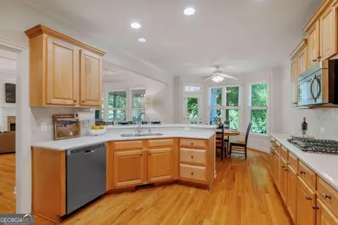 232 Rivergate Dr, Suwanee, GA 30024 photo 15
