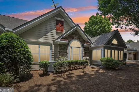 6123 Malloway Ct, Cumming, GA 30041
