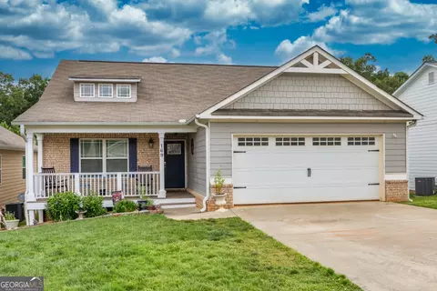169 Sugar Creek Dr, Cornelia, GA 30531