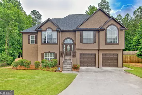 10800 Travellers Trl, Jonesboro, GA 30238