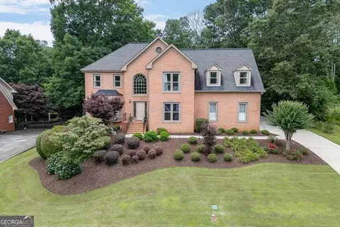 1485 Country Lake Dr SW, Lilburn, GA 30047