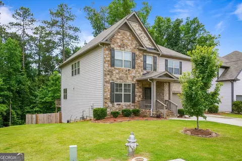 52 Eastcreek Ct, Dallas, GA 30132
