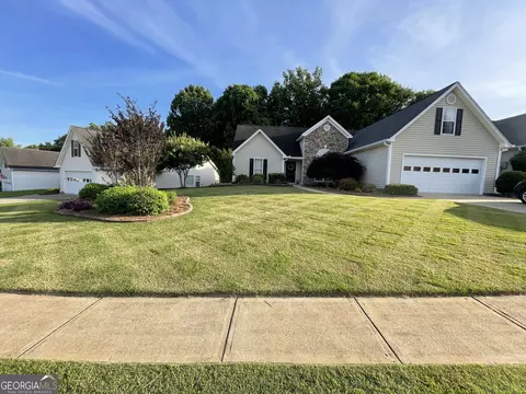 5714 Tattersall Ter, Sugar Hill, GA 30518
