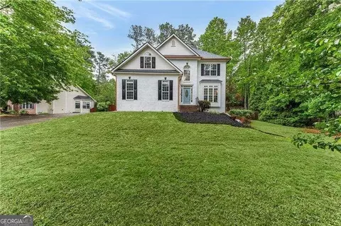 3935 F A A Rd, Cumming, GA 30041