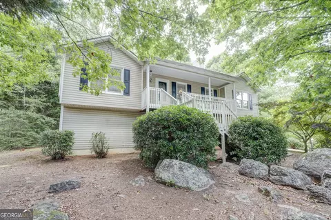 64 Broadlands Dr, White, GA 30184