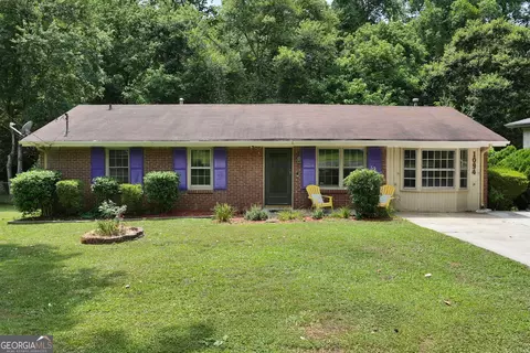 1094 Skylark Dr, Morrow, GA 30260