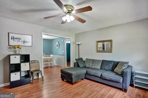 1094 Skylark Dr, Morrow, GA 30260 photo 9