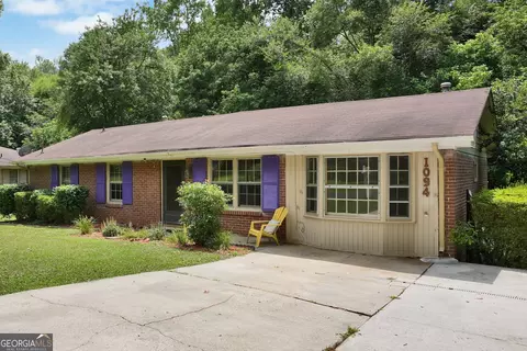 1094 Skylark Dr, Morrow, GA 30260 photo 3