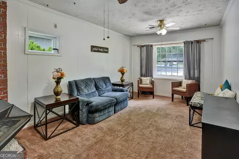 1094 Skylark Dr, Morrow, GA 30260 photo 12