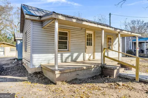 45 Colfax St, Hartwell, GA 30643
