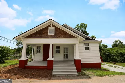 19 Pinson St, Newnan, GA 30263