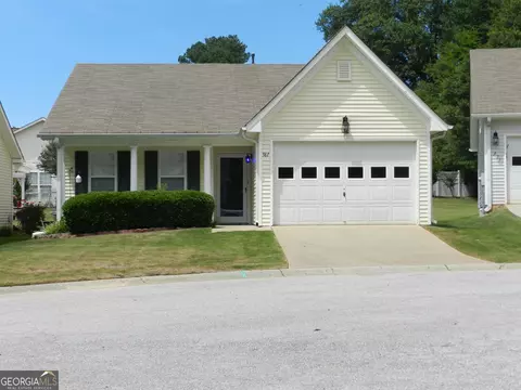 361 Singing Brook Ln, Mcdonough, GA 30253
