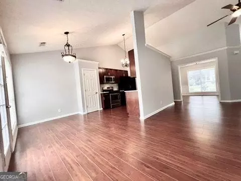3027 Evonshire Ln, Dacula, GA 30019 photo 6