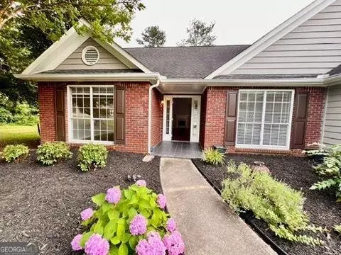 3027 Evonshire Ln, Dacula, GA 30019 photo 2