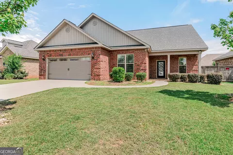 113 Alexis Way, Byron, GA 31008