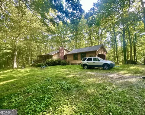 205 Three Forks Ln, Talking Rock, GA 30175