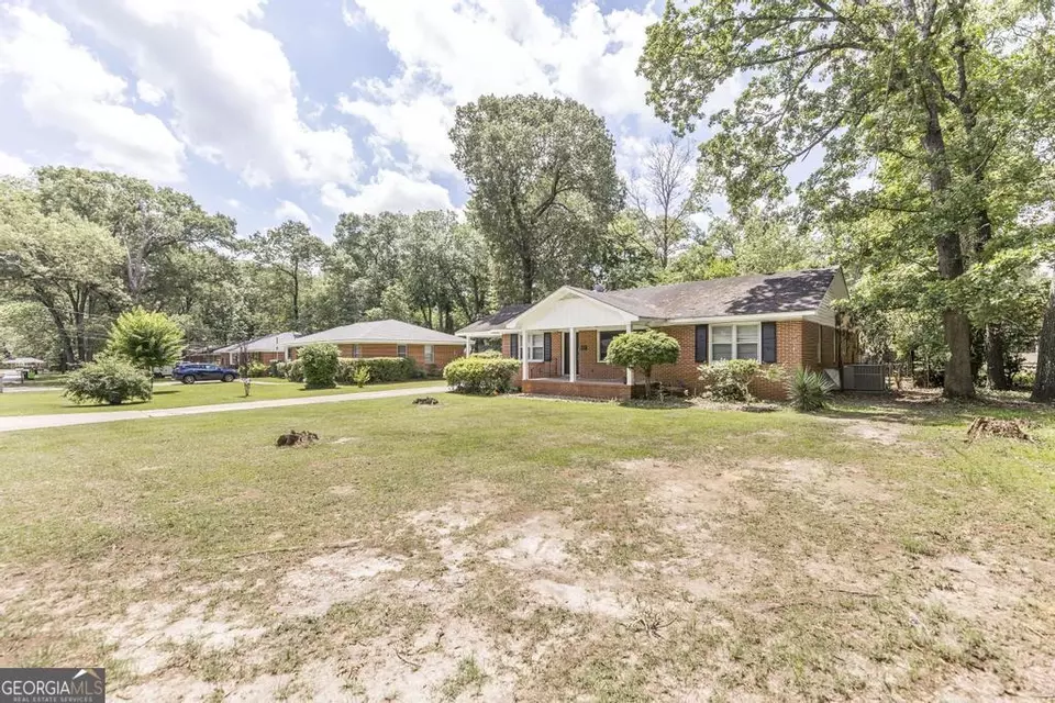  103 Dewey St, Warner Robins, GA 31093 photo 4