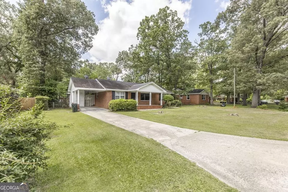  103 Dewey St, Warner Robins, GA 31093 photo 2