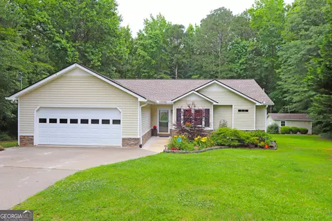 50 Dahlia Ct, Carrollton, GA 30116