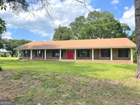 9146 Highway 23, Glennville, GA 30427