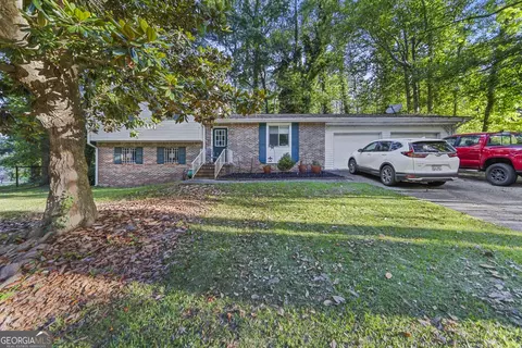 1221 Sommerset Dr, Lawrenceville, GA 30043