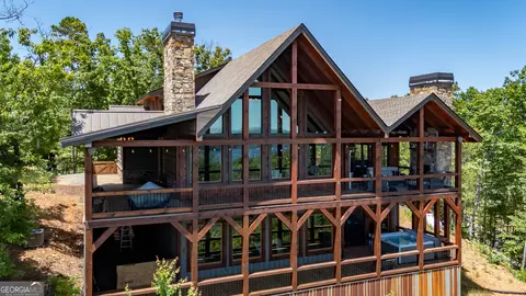 1674 Hunters Rdg, Ellijay, GA 30540