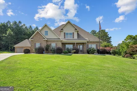 402 Stonehaven Ct, Bonaire, GA 31005