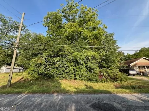 113 Oglethorpe Ave SW, Milledgeville, GA 31061