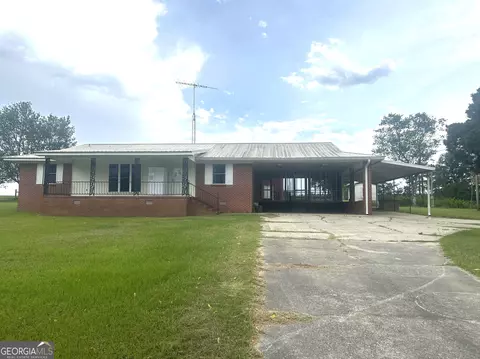 1422 Troups Tomb Rd, Soperton, GA 30457