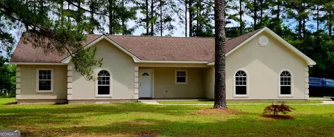 1065 Baymeadows Dr E, Douglas, GA 31535