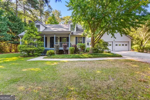 230 Julie Rd, Tyrone, GA 30290