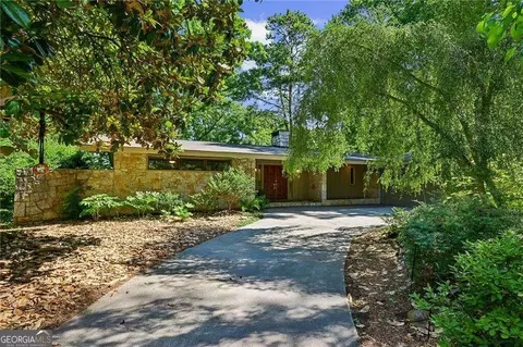2543 Flair Knoll Ct NE, Atlanta, GA 30345