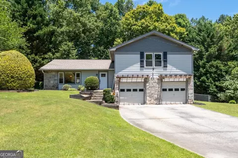 3874 Vic Ar Ct, Atlanta, GA 30360