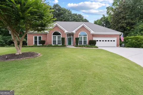570 Nellie Ln, Loganville, GA 30052