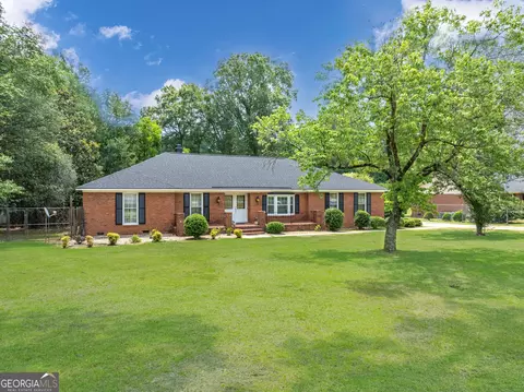 2514 E Alberson Dr, Albany, GA 31721