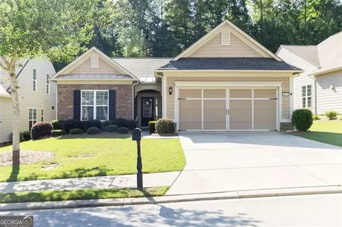 6674 Fawn Meadow Ln, Hoschton, GA 30548